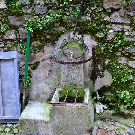 Castelvittorio * Castel Vittorio